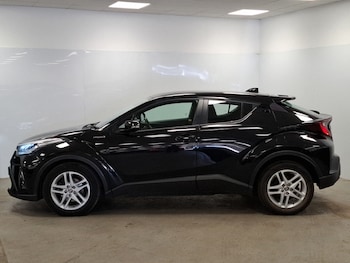 Used Toyota C-HR 2020 for sale - 78537765: Photo