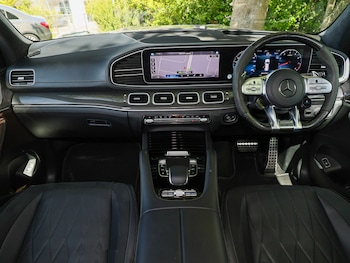 Used Mercedes-Benz GLS 2024 for sale - 77240805: Photo