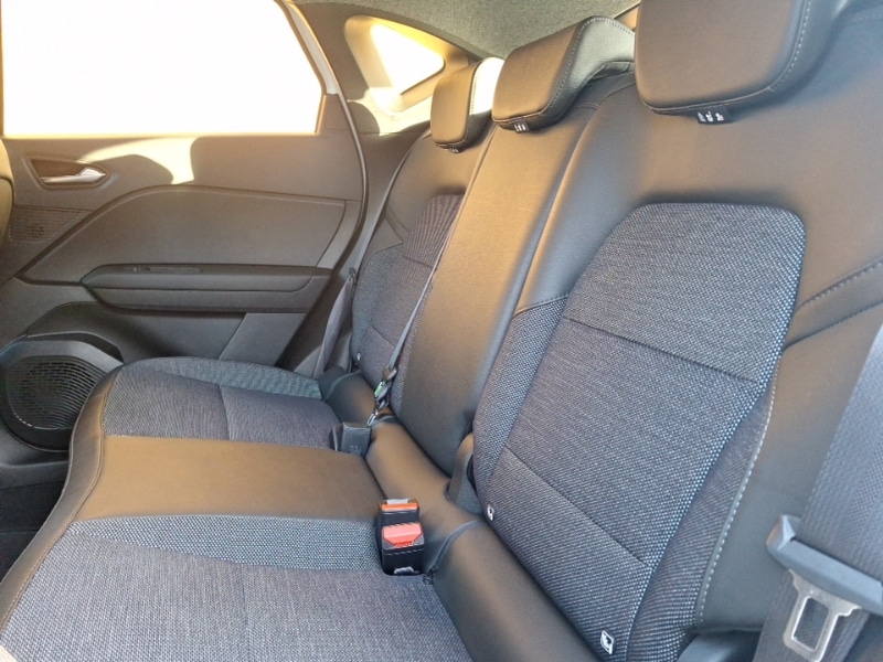 Used Renault Captur 2023 for sale - 77827587: Photo 6