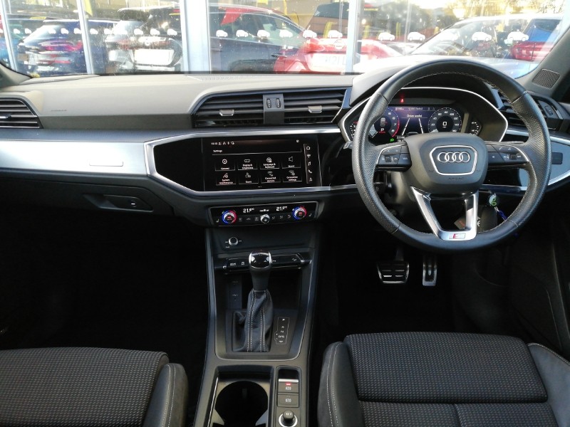 Used Audi Q3 2022 for sale - 77078931: Photo 2