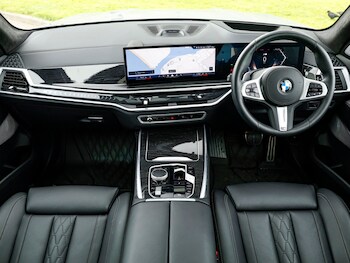 Used BMW X7 2024 for sale - 77190302: Photo