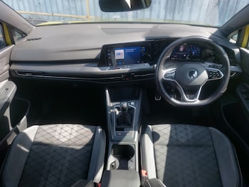 Used Volkswagen Golf 2020 for sale - 75525792: Photo