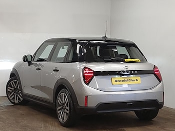 Used MINI Cooper 2025 for sale - 79406147: Photo