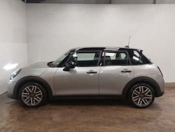 Used MINI Cooper 2025 for sale - 79406147: Photo