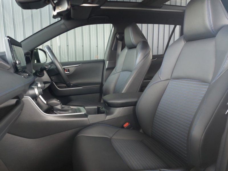 Used Toyota RAV4 2023 for sale - 77664639: Photo 5