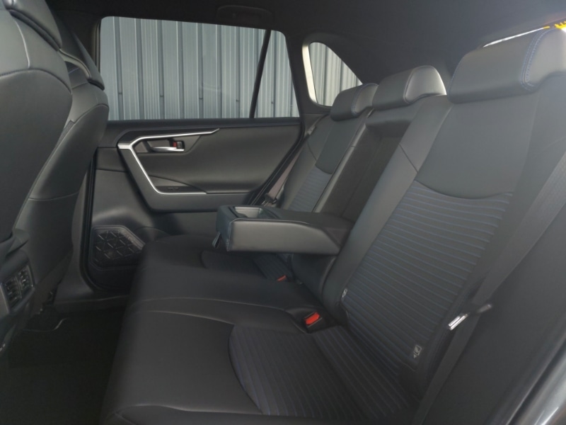 Used Toyota RAV4 2023 for sale - 77664639: Photo 6