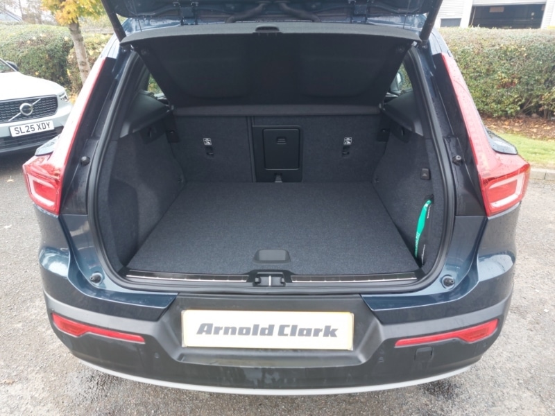 Used Volvo XC40 2021 for sale - 76479188: Photo 8