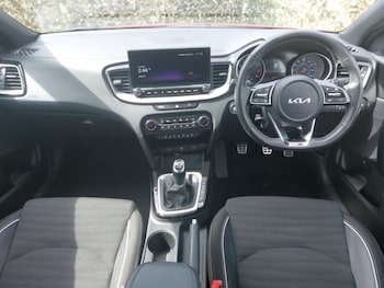 Used Kia Ceed 2023 for sale - 79360790: Photo