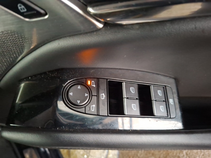 Used Mazda Mazda3 2020 for sale - 77312029: Photo 10