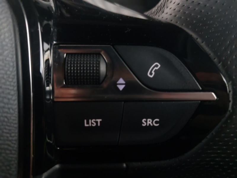 Used Peugeot 2008 2023 for sale - 77670178: Photo 11