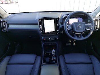 Used Volvo XC40 2024 for sale - 77004074: Photo