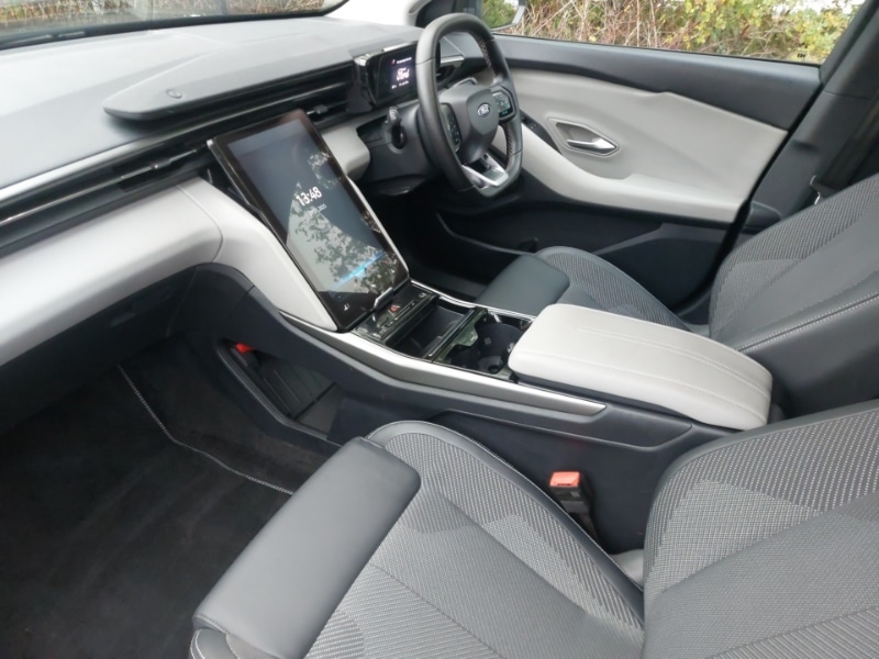 Used Ford Explorer 2025 for sale - 76721106: Photo 5