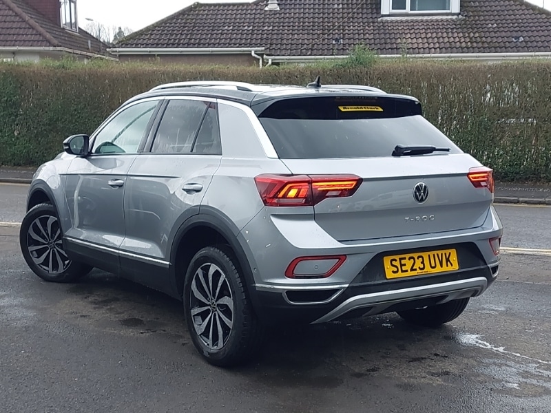 Used Volkswagen T-Roc 2023 for sale - 77467282: Photo 3