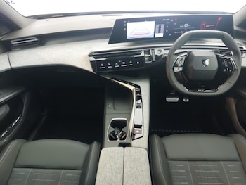 Used Peugeot 3008 2025 for sale - 76198877: Photo 2