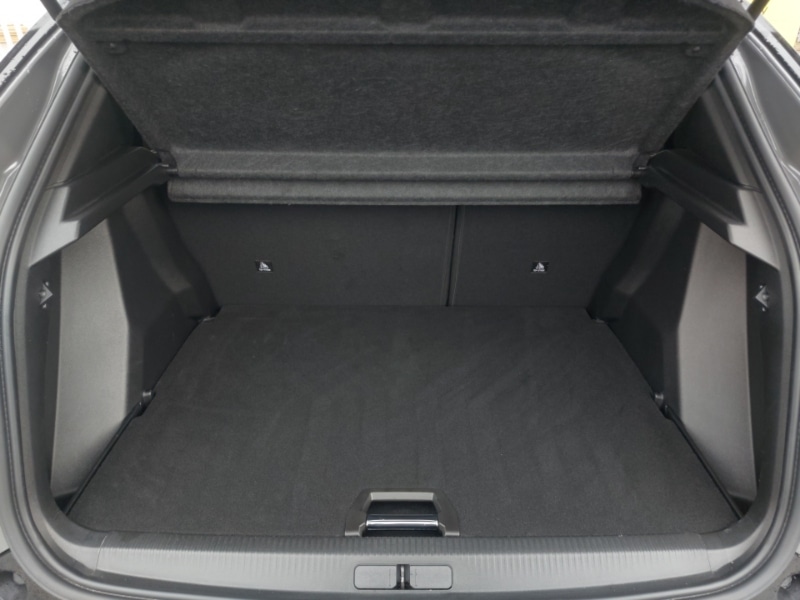 Used Peugeot 2008 2024 for sale - 77358179: Photo 8