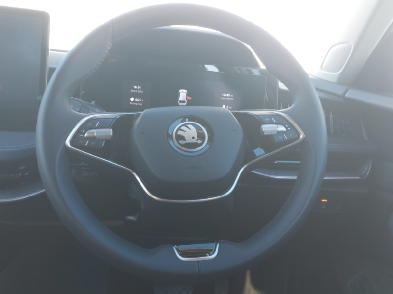 Used Skoda Superb 2024 for sale - 76683277: Photo 7