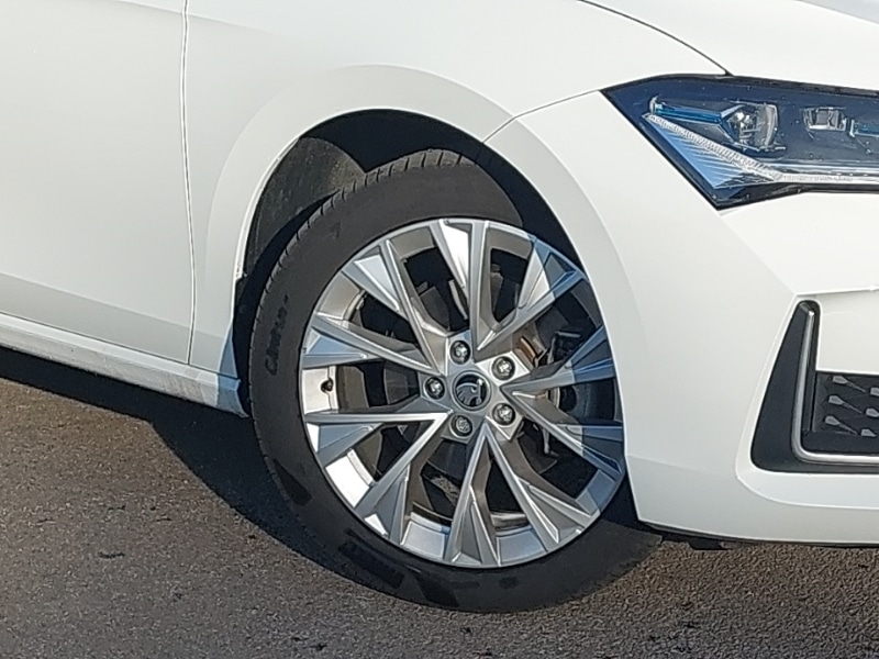 Used Skoda Superb 2024 for sale - 76683277: Photo 9