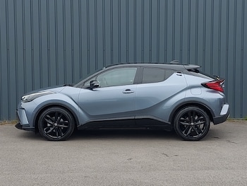 Used Toyota C-HR 2023 for sale - 78624775: Photo