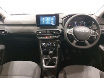 Used Dacia Sandero Stepway 2024 for sale - 75551145: Photo