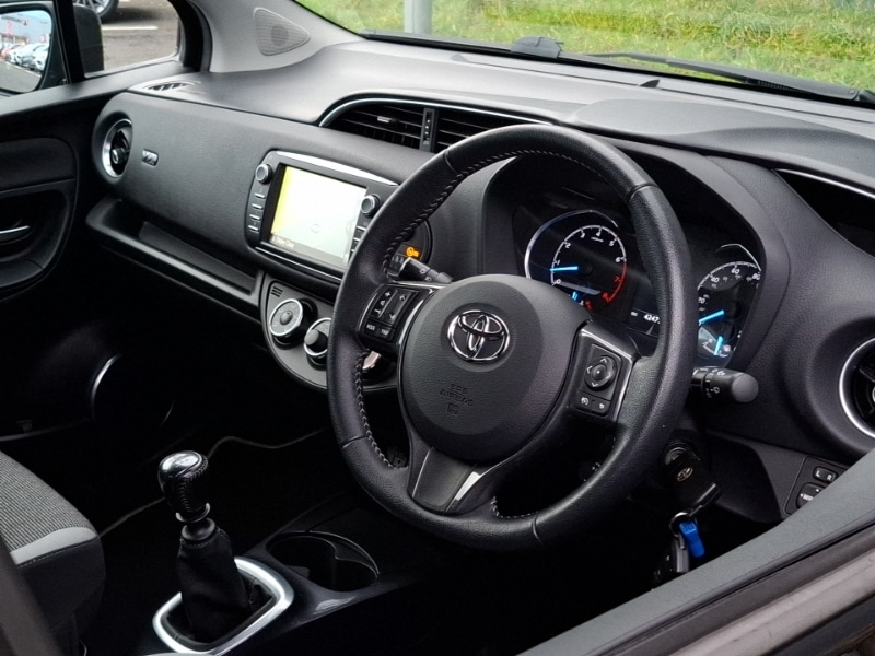 Used Toyota Yaris 2020 for sale - 77434396: Photo 12
