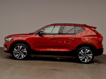 Used Volvo XC40 2024 for sale - 77500149: Photo