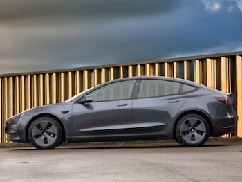 Used Tesla Model 3 2021 for sale - 77875501: Photo