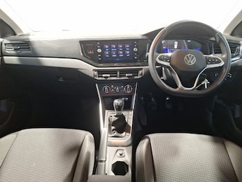 Used Volkswagen Polo 2023 for sale - 77202211: Photo