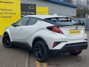 Used Toyota C-HR 2023 for sale - 78428869: Photo