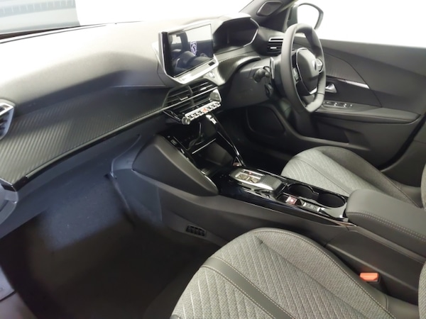 Used Peugeot 2008 2025 for sale - 76254057: Photo 5