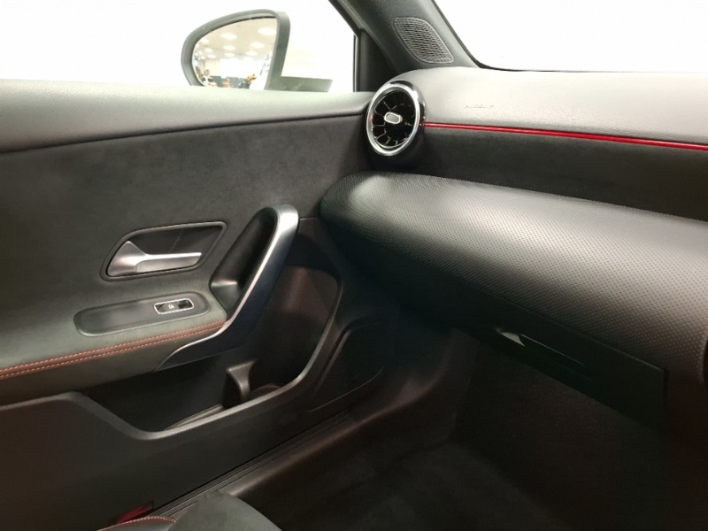 Used Mercedes-Benz A-Class 2019 for sale - 76479354: Photo 11