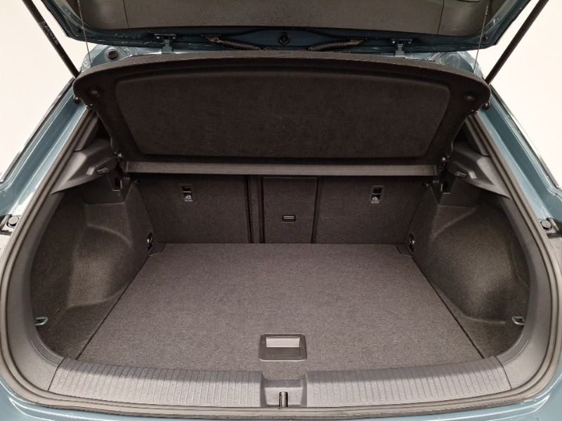 Used Volkswagen T-Roc 2025 for sale - 77312062: Photo 8