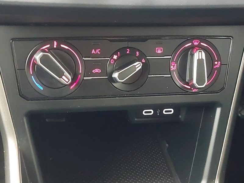 Used Volkswagen Polo 2021 for sale - 76987520: Photo 11