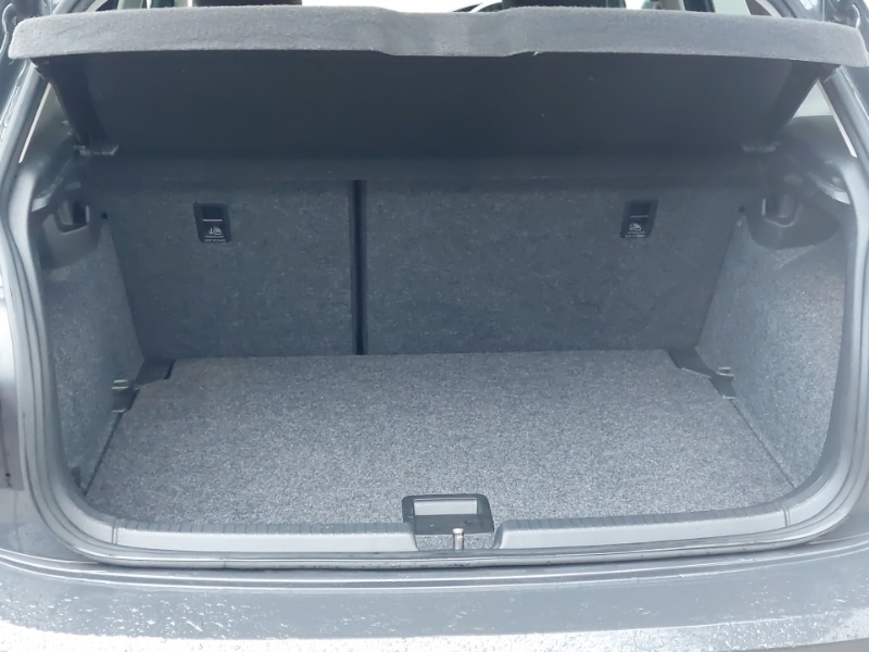 Used Volkswagen Polo 2021 for sale - 76987520: Photo 8