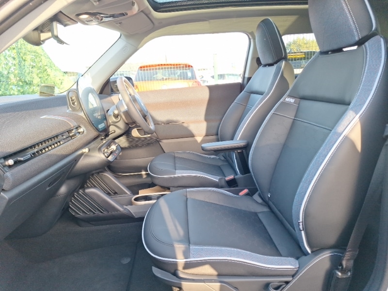 Used MINI Cooper 2024 for sale - 77752704: Photo 7