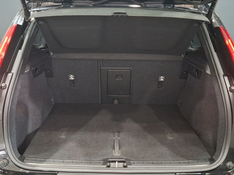 Used Volvo XC40 2022 for sale - 78135399: Photo 8