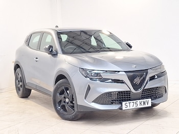 Used Alfa Romeo Junior 2025 for sale - 78989900: Photo