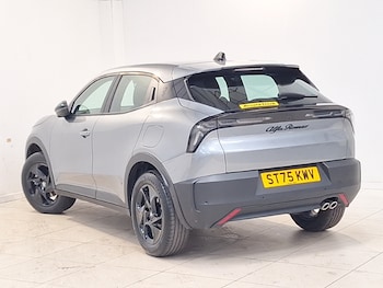 Used Alfa Romeo Junior 2025 for sale - 78989900: Photo