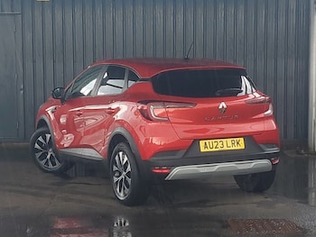 Used Renault Captur 2023 for sale - 78527505: Photo