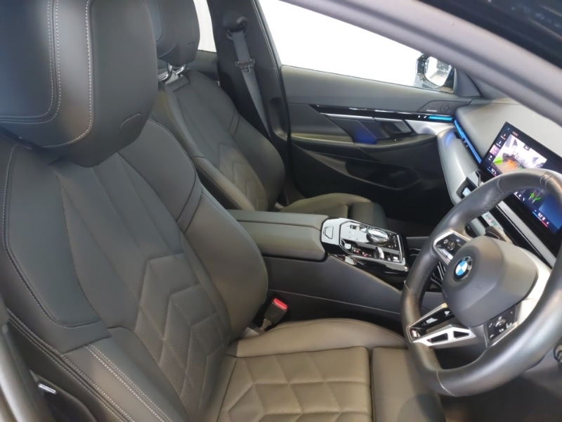 Used BMW 5 Series 2024 for sale - 76571935: Photo 11