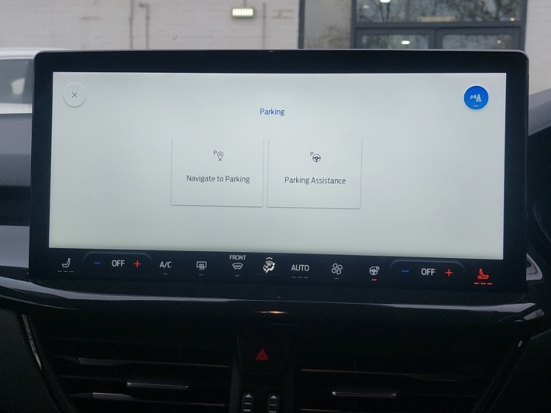 Used Ford Focus 2023 for sale - 76970987: Photo 11