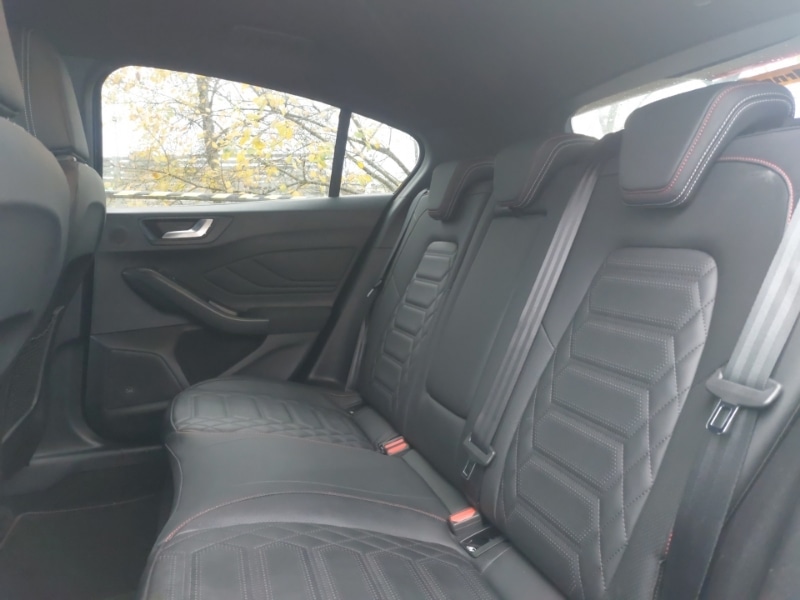 Used Ford Focus 2023 for sale - 76970987: Photo 6