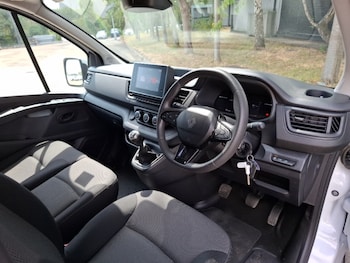 Used Renault Trafic 2024 for sale - 79525394: Photo