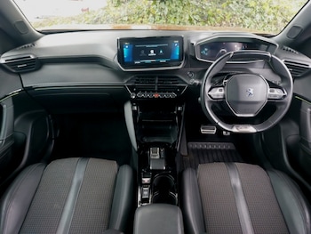 Used Peugeot 2008 2023 for sale - 78099743: Photo