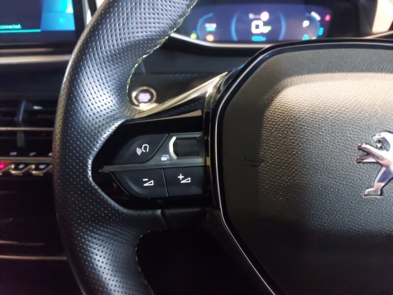 Used Peugeot 2008 2022 for sale - 77875001: Photo 10