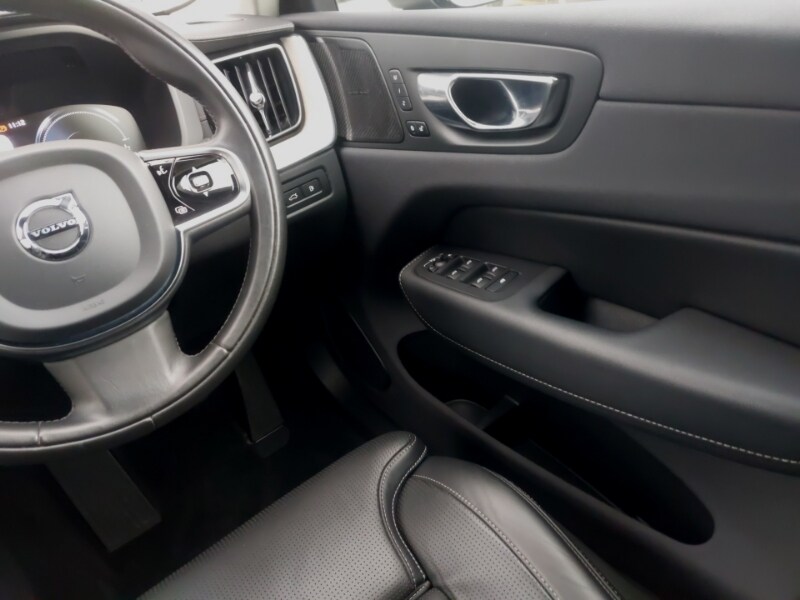 Used Volvo XC60 2021 for sale - 77580854: Photo 10