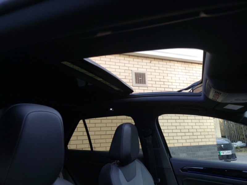 Used Volkswagen T-Roc 2024 for sale - 76407879: Photo 12