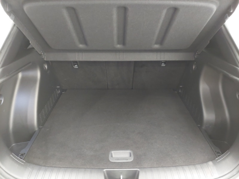 Used Hyundai KONA 2023 for sale - 76928628: Photo 8