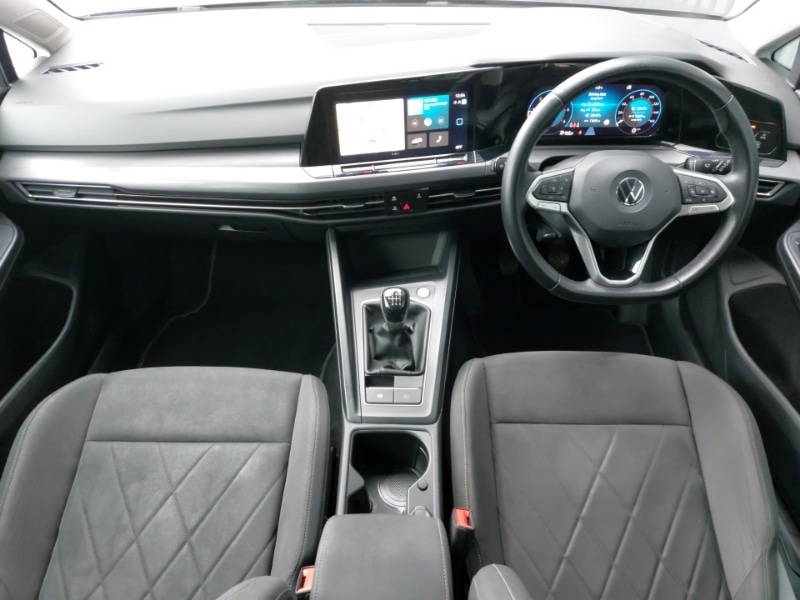 Used Volkswagen Golf 2020 for sale - 77818631: Photo 2