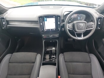 Used Volvo XC40 2023 for sale - 77338956: Photo