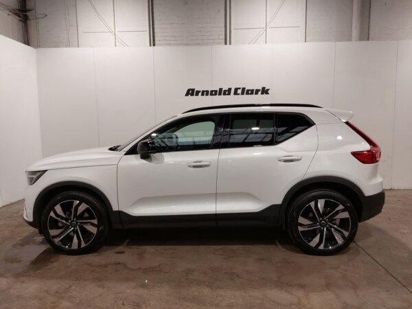 Used Volvo XC40 2024 for sale - 76301324: Photo 4